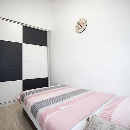 Two Bedroom Apartment With 2 Private Parking Places Ae1433 Zadar